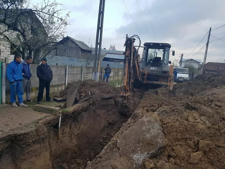 Un bărbat a murit pe un șantier în Dâmbovița. Malul de pământ s-a prăbușit peste el (1)