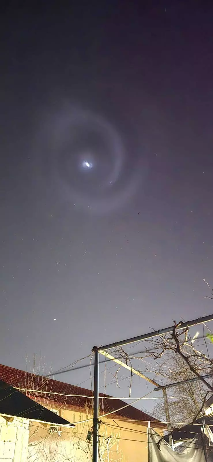spirală-luminoasă-în-neamț