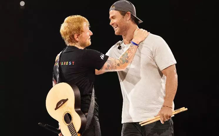 ed sheeran si chris hemsworth concert bucuresti 1