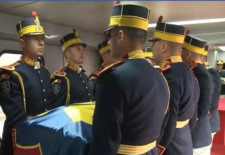 tren regal regele mihai 4