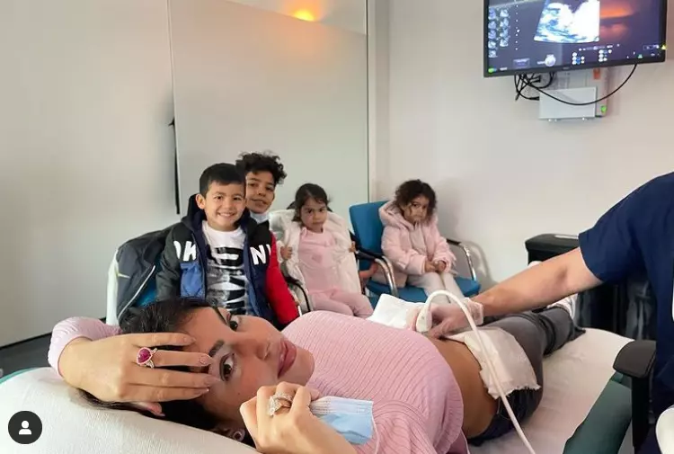 cristiano-ronaldo-si-georgina-rodriguez-sexul-gemenilor-1