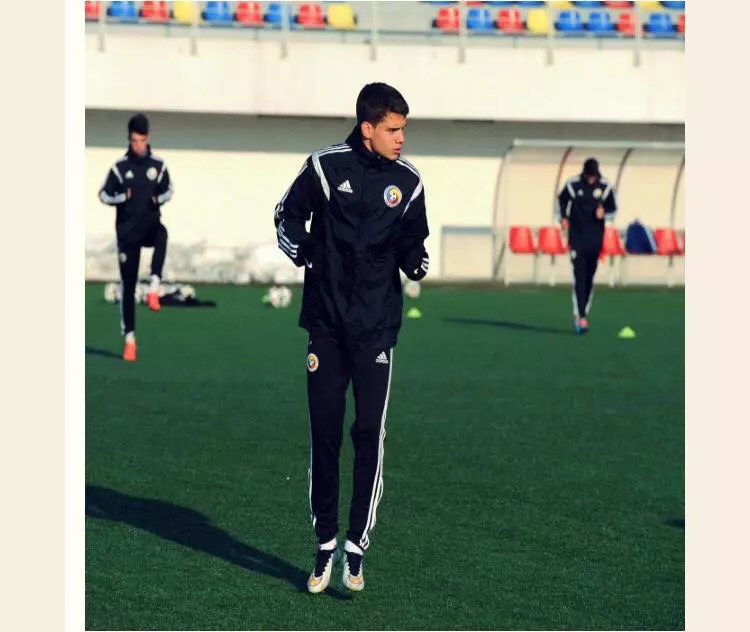 Hagi-Ianis.jpg
