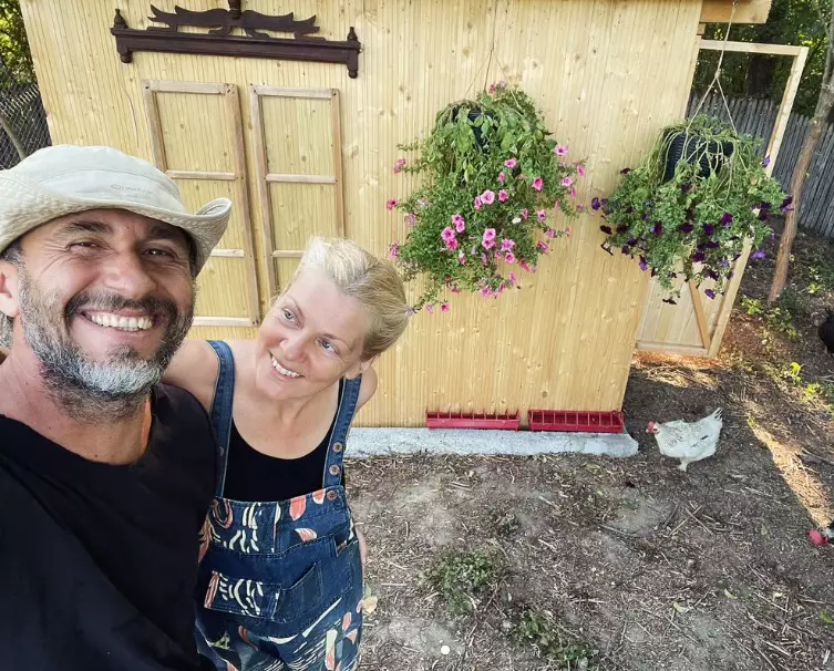 dana nalbaru si dragos bucur casa la tara