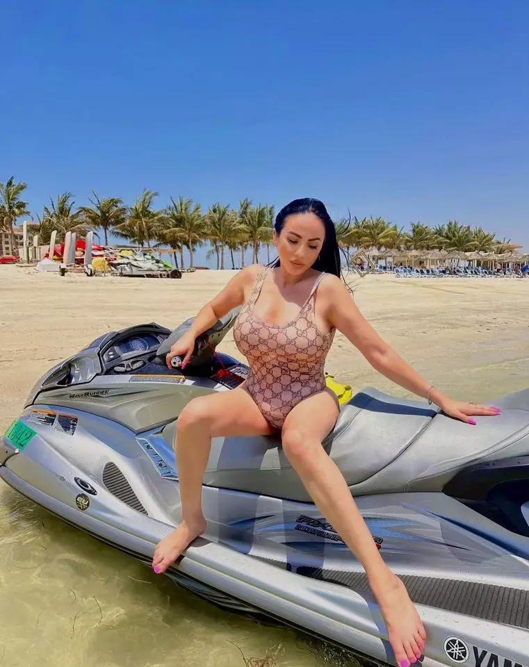 rocsana-marcu-in-dubai-1