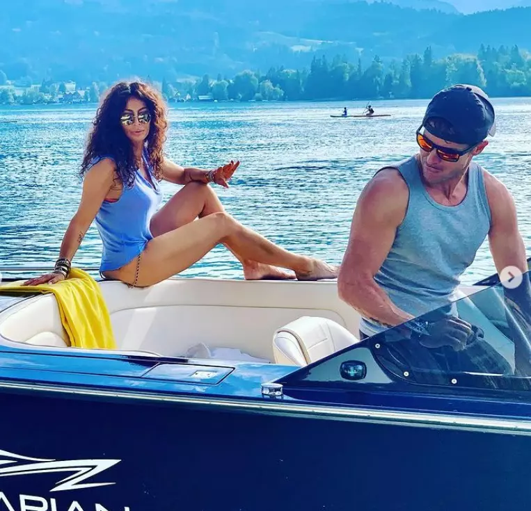 viata-la-monaco-mihaela-radulescu-1