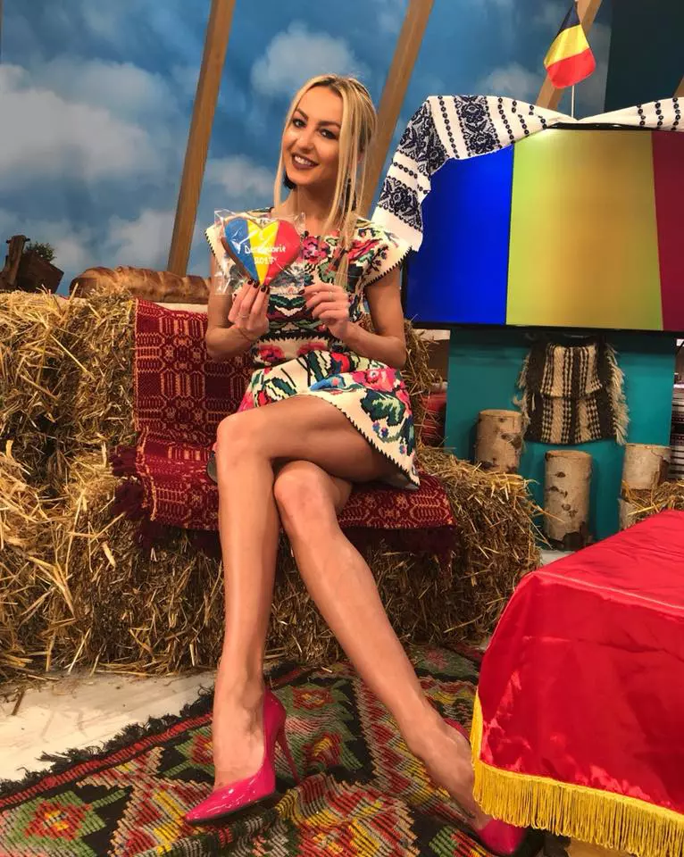 24174652101554610268469391940330973208543725n