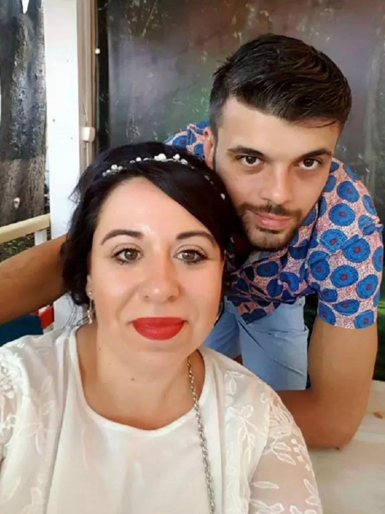 marius-elisei-oana-roman-3-768x1024