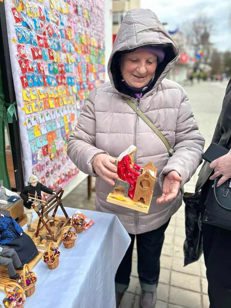 4a947985-900e-45fe-9c83-a35e127a060c