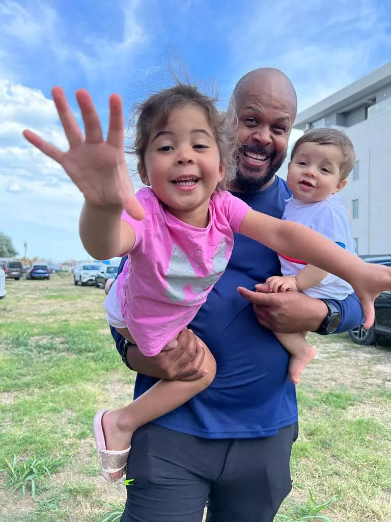 tiago-baietelul-lui-cabral-si-al-andreei-ibacka-4