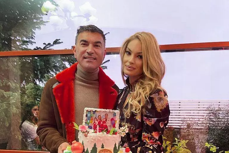 crristi borcea si valentina pelinel