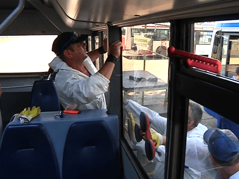 geamuri autobuze (1)