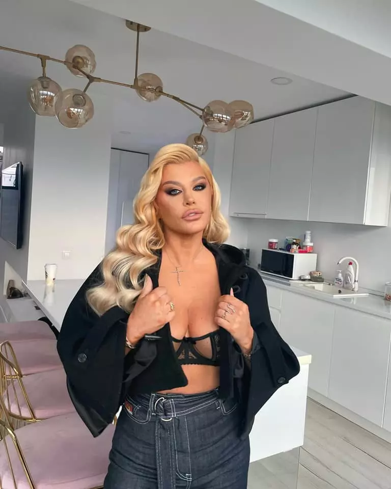 loredana-groza-silueta