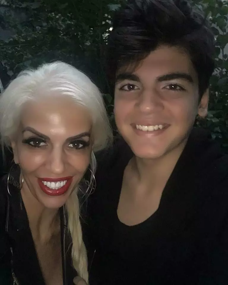 raluca-badulescu-si-fiul-ei-alexandru-2