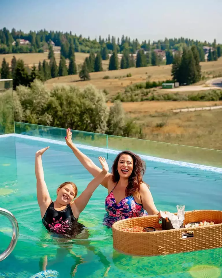 oana-roman-si-fiica-ei-2