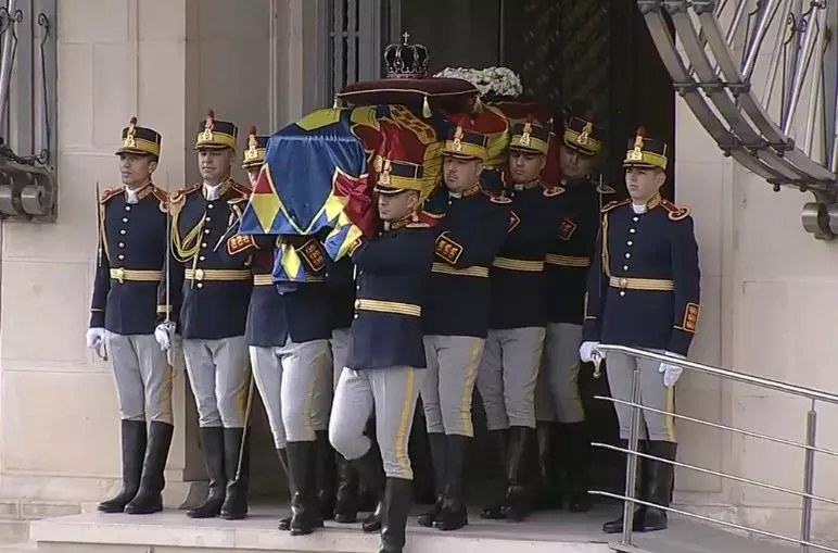 rege mihai palatul regal 3