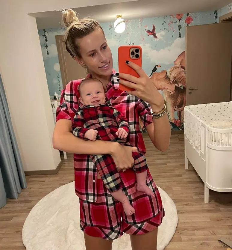 dani-otil-si-gabriela-bona-pentru-fiul-lor-5