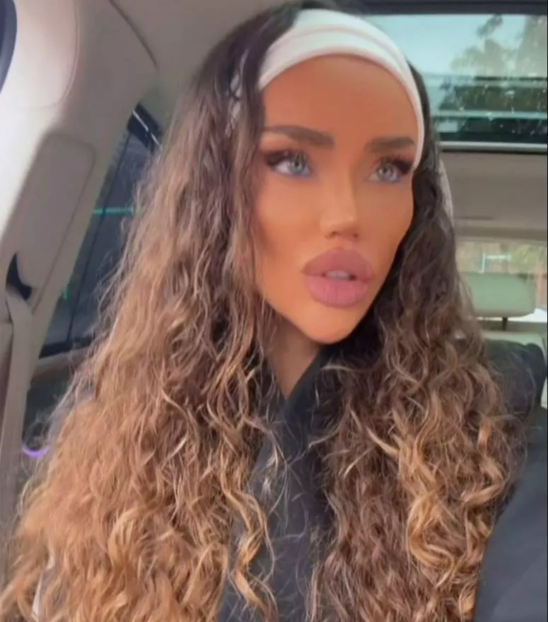 bianca dragusanu 2