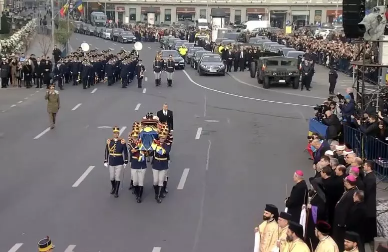 rege mihai palatul regal 5