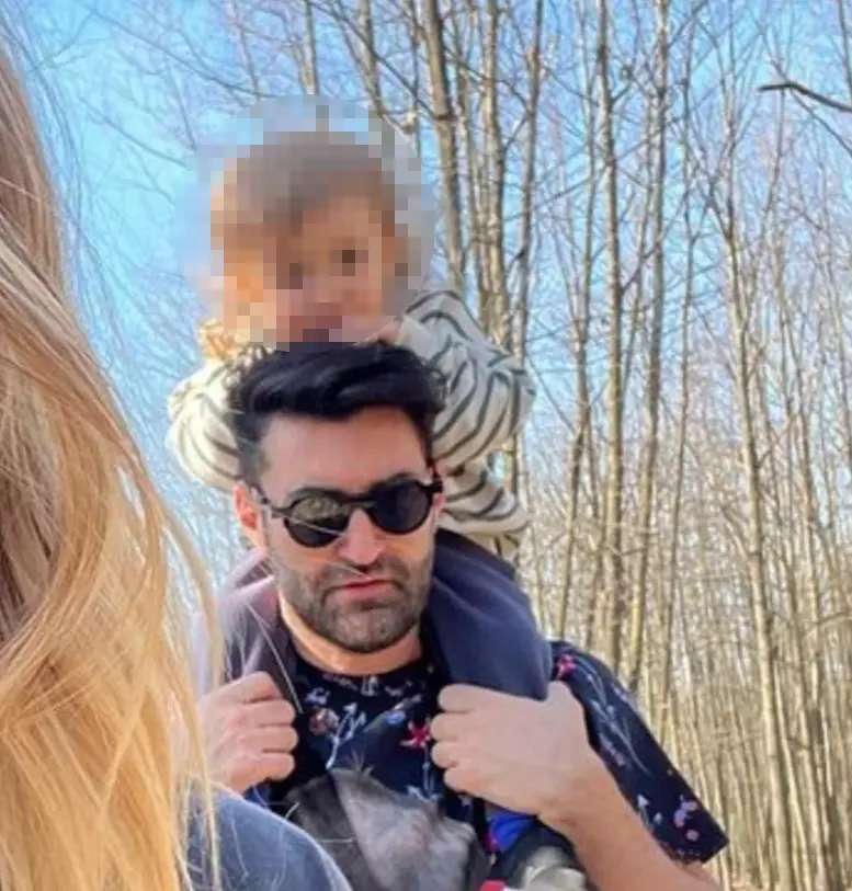 gina-pistol-chipul-fetitei-sale-josephine-2