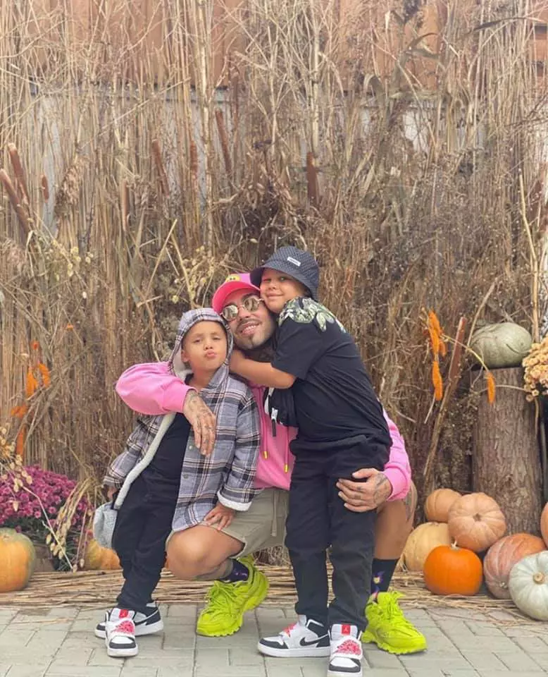 122038010_10157198388531431_6778272231270045511_n