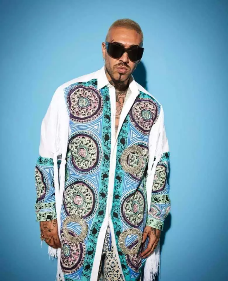 alex-vedela-bani-si-haine-7