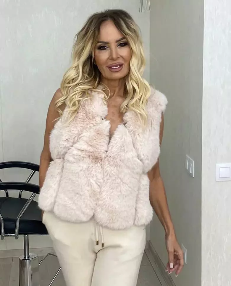 daniela-gyorfi-operatii-estetice-2