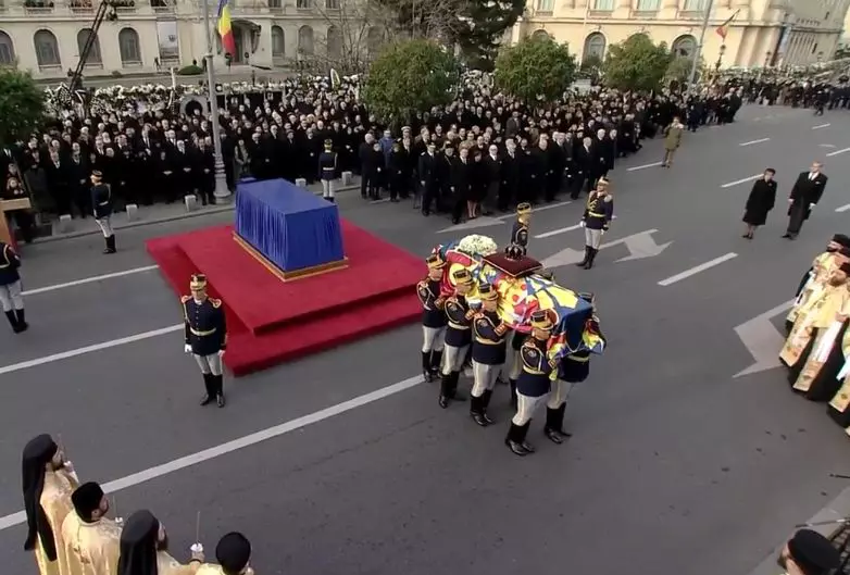 rege mihai palatul regal 6