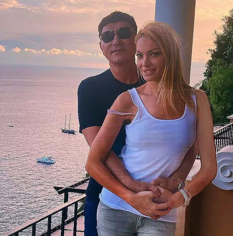 valentina-pelinel-si-cristi-borcea-vacanta-capri-2