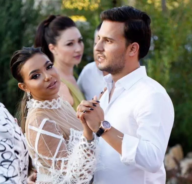 adriana-simionescu-este-insarcinata-3