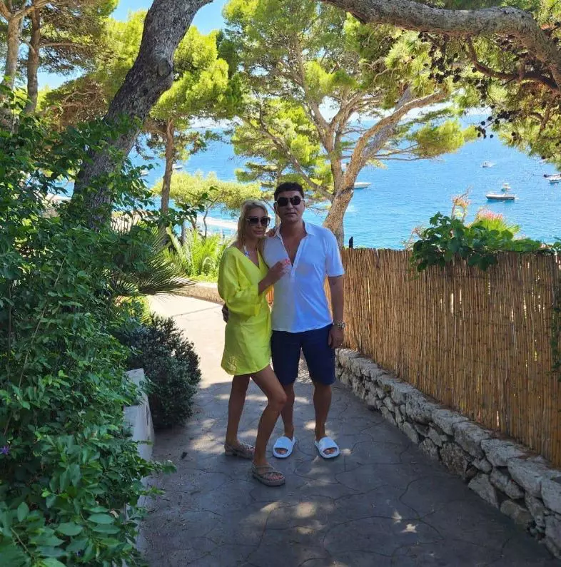 valentina-pelinel-si-cristi-borcea-vacanta-capri-1