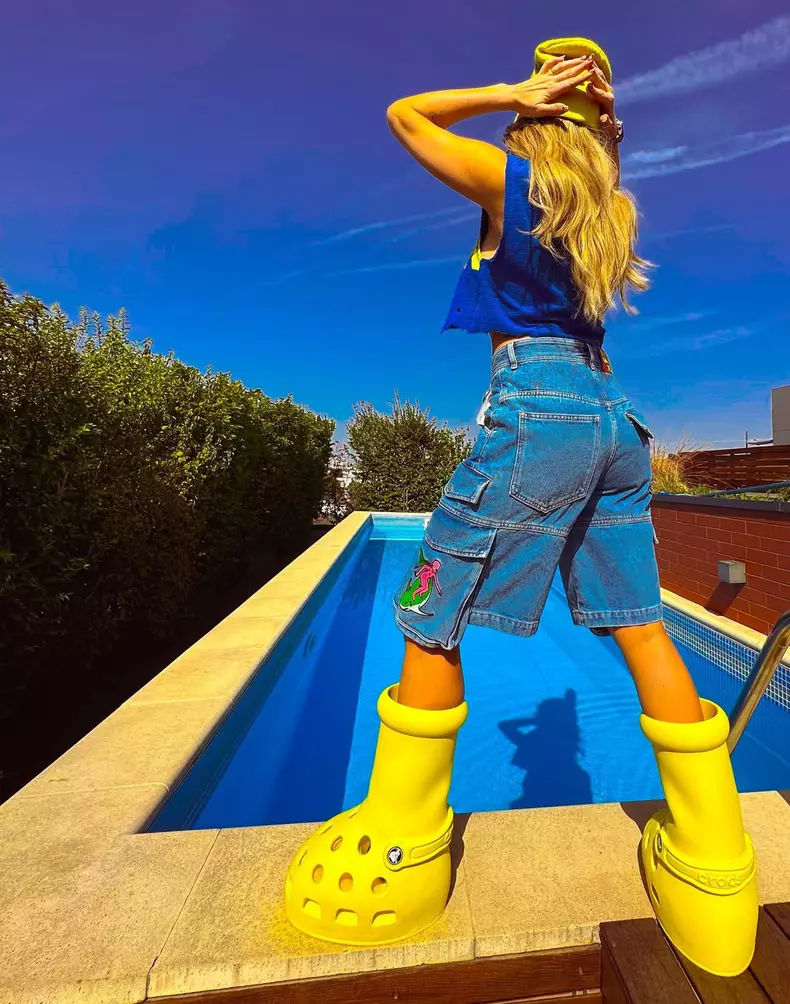delia incaltaminte controversata ironii pe instagram (2)