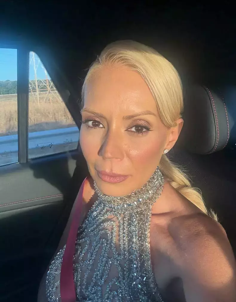 VIDEO Daciana Sârbu are un nou iubit, după divorțul de Victor Ponta. Imagini romantice cu cei doi