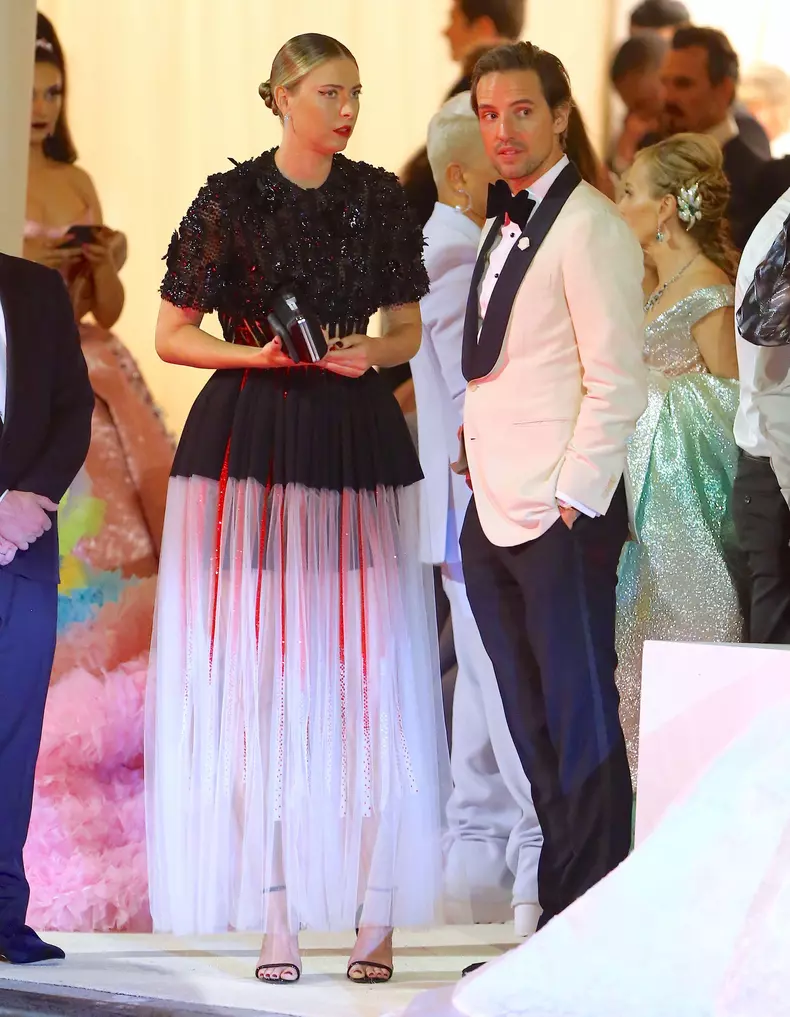 Les people à la sortie de la 71ème édition du MET Gala (Met Ball, Costume Institute Benefit) sur le thème "Camp: Notes on Fashion" au Metropolitan Museum of Art à New York