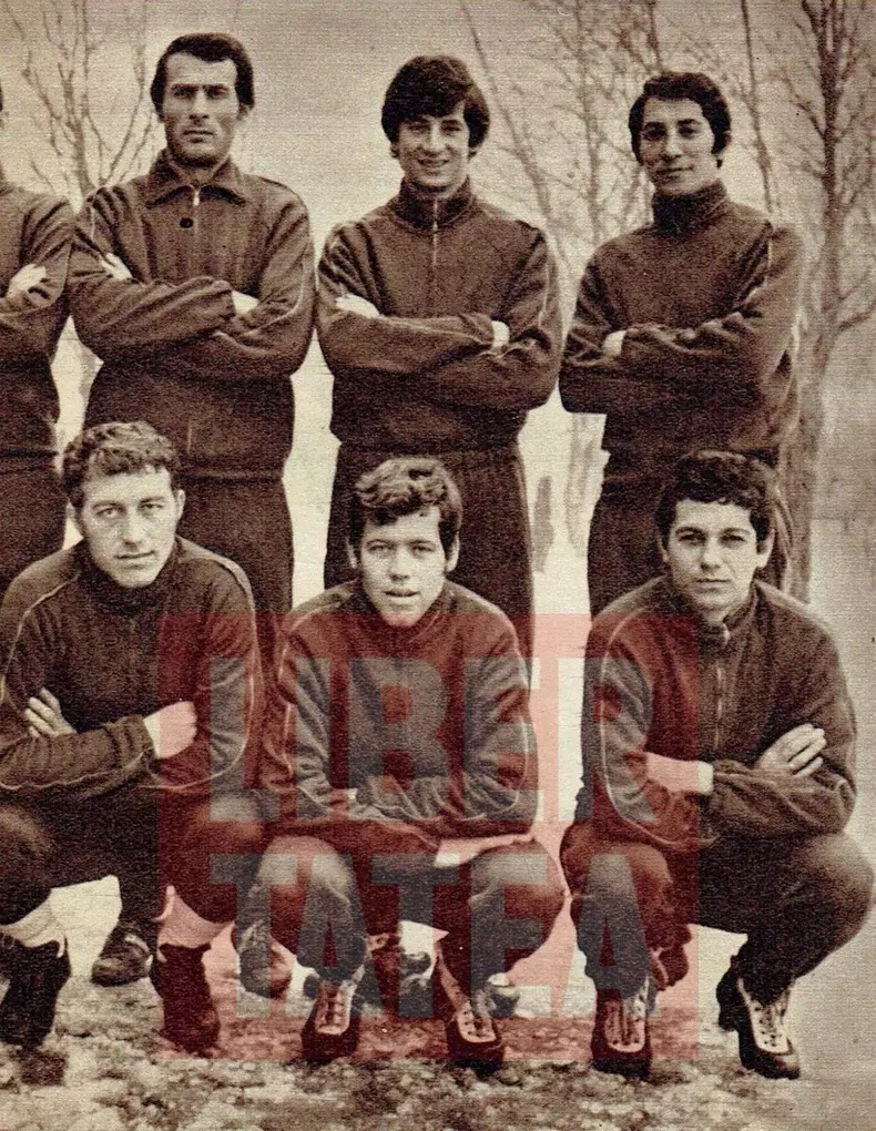 1970-Mircea Lucescu, incadrat de Dan Coe, Cornel Dinu, Deleanu, Dobrin și Dumitrache