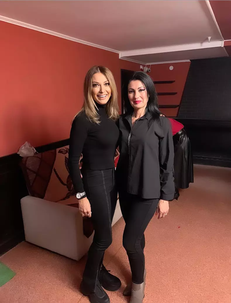 anca turcasiu si lucretia preda