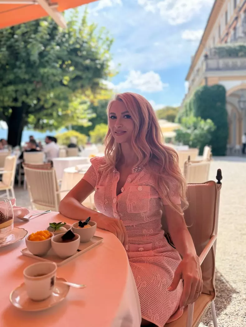Andreea Bălan, vacanță în Italia (4)