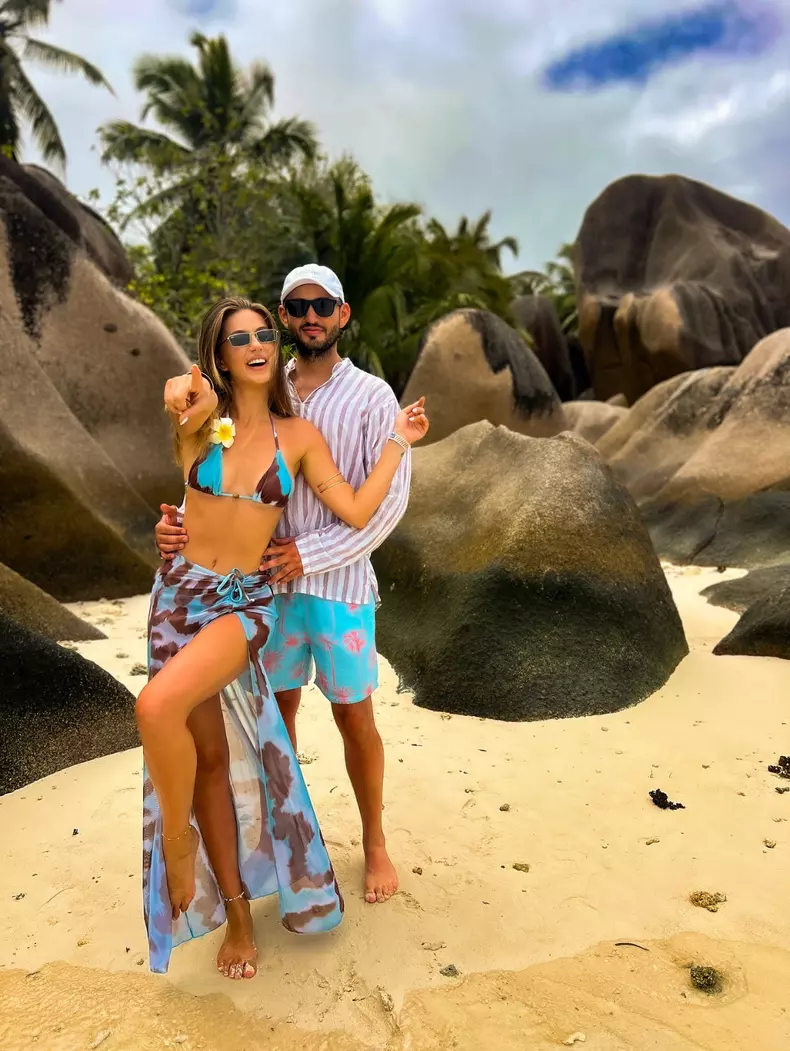 amme sot vacanta Anse Source dArgent seychelles (2)