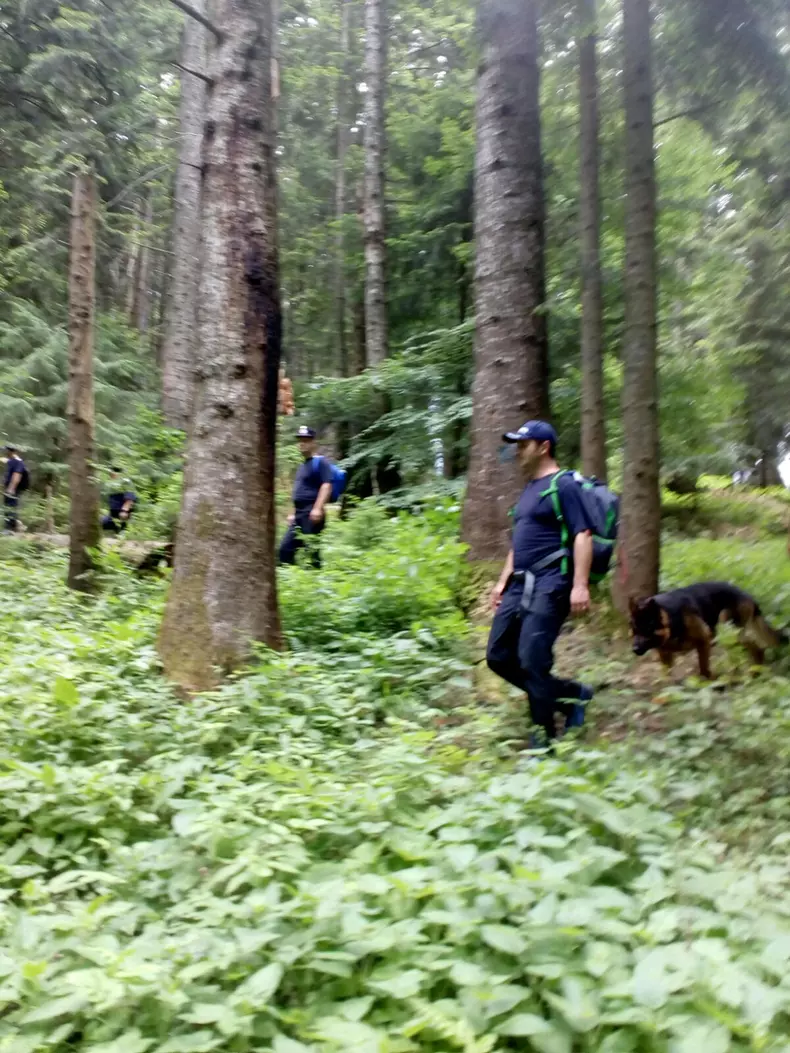 American dispărut în Munții Bucegi, după un zbor cu parapanta. Bărbatul e căutat de echipe de salvamontiști
