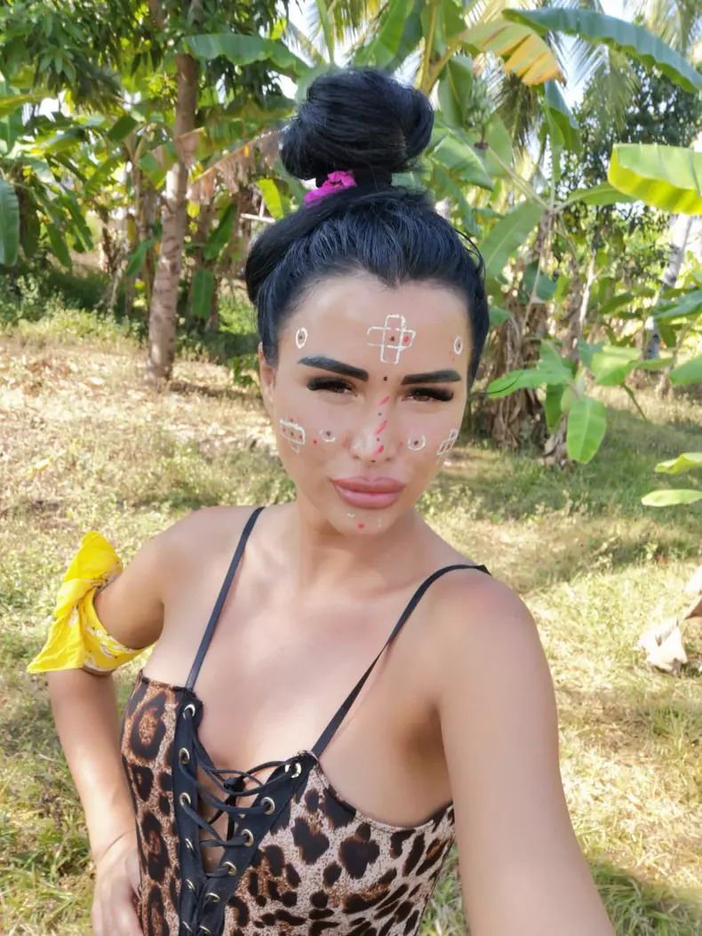 Daniela Crudu_machiaj_3