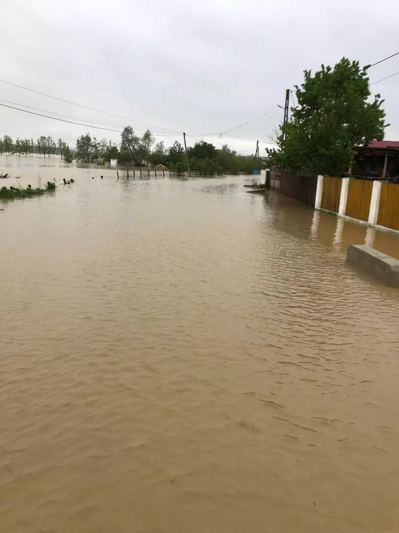inundatii vaslui 4