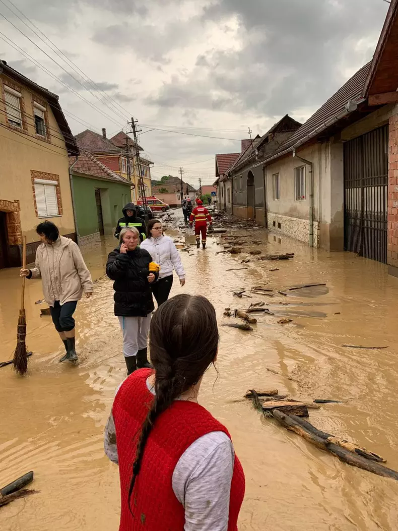 61899408_661029767699341_836184661712437248_n