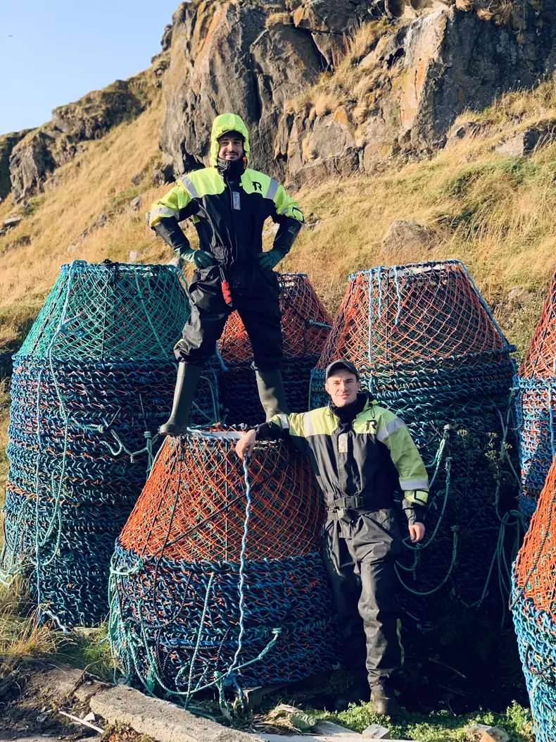 51003472-EE5B-47F3-8592-93E918000A2A