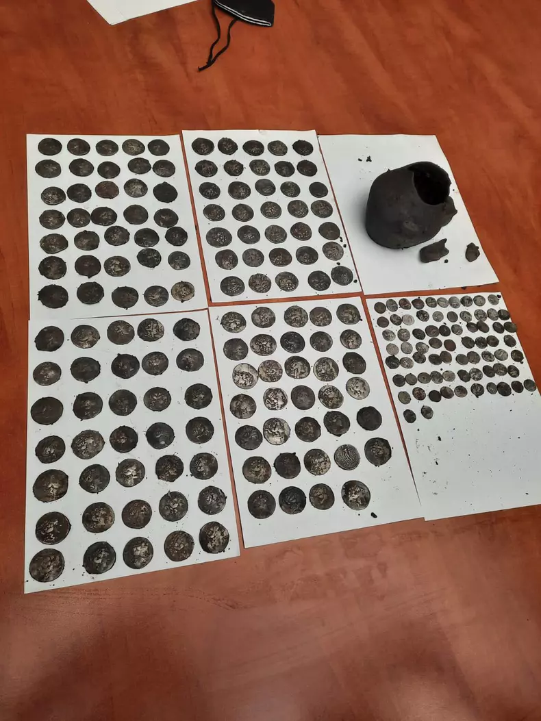 Monedele descoperite la Buftea