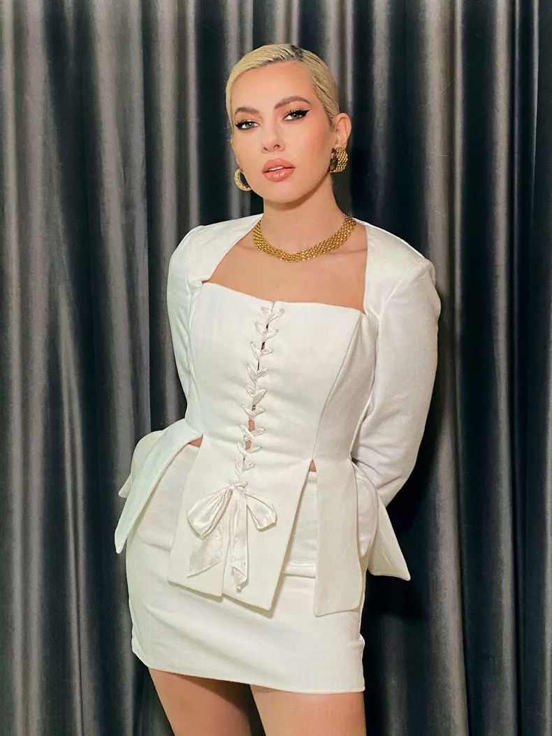 lidia buble si barbatul misterios 1