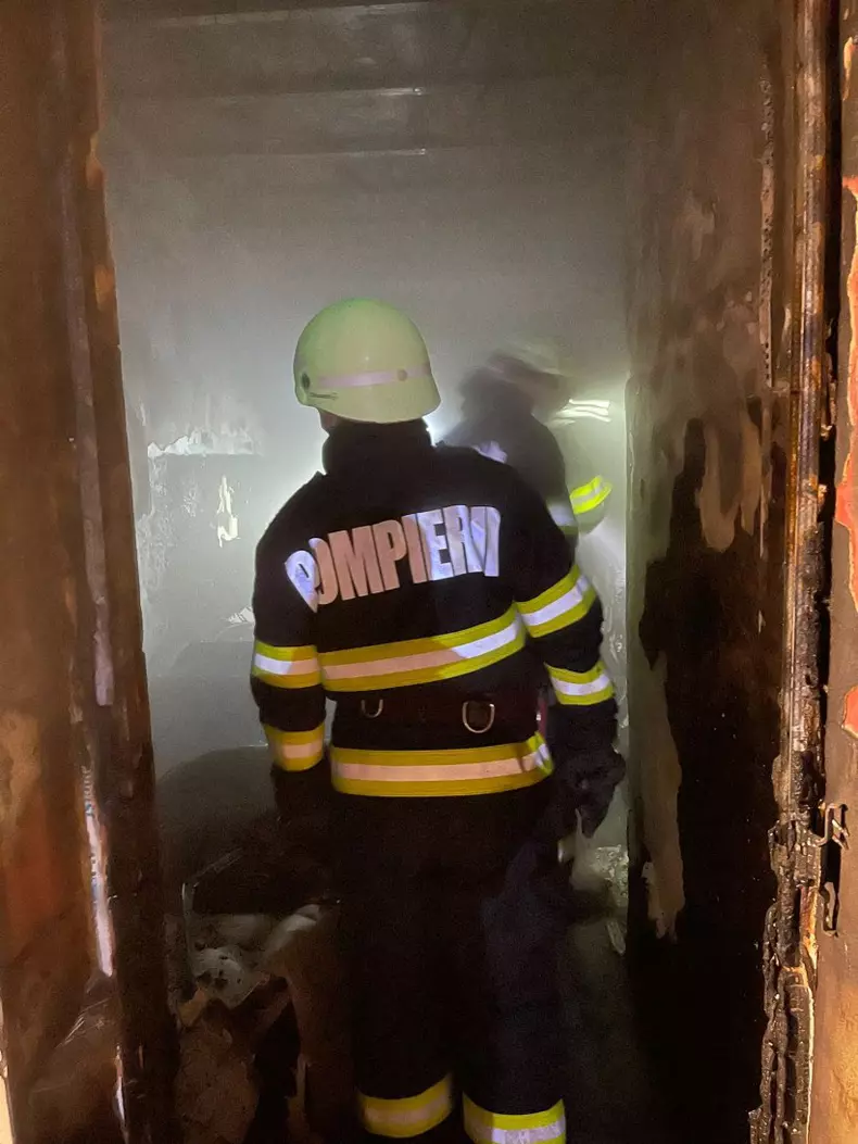 incendiu-la-spitalul-de-boli-infectioase-din-ploiesti-doi-morti-pacienti-evacuati-735513