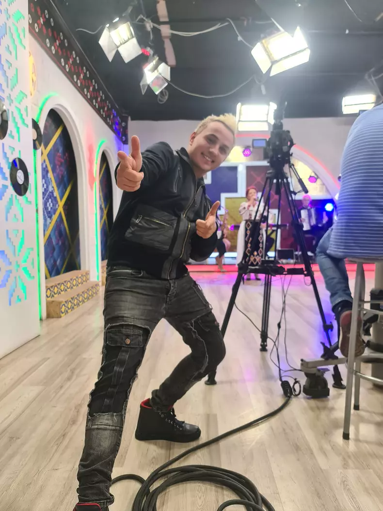 mihai-traistariu-bani-1