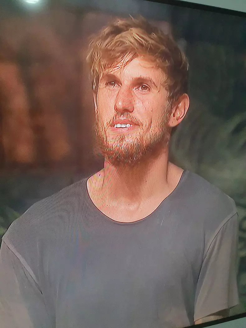 alex-delea-a-castigat-survivor-2022-7
