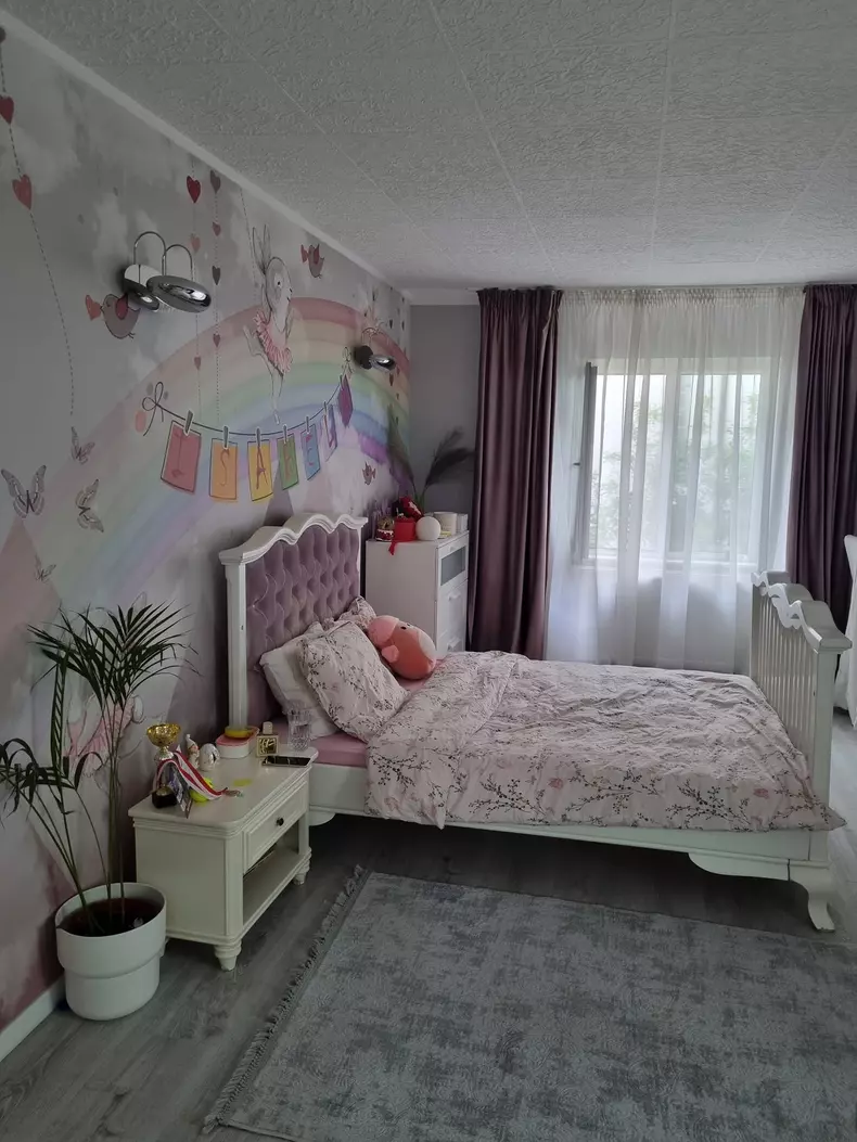 oana-roman-isi-vinde-vila-8