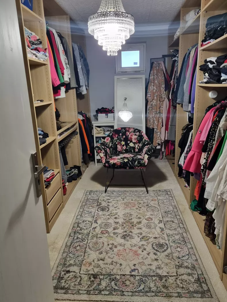 oana-roman-isi-vinde-vila-9