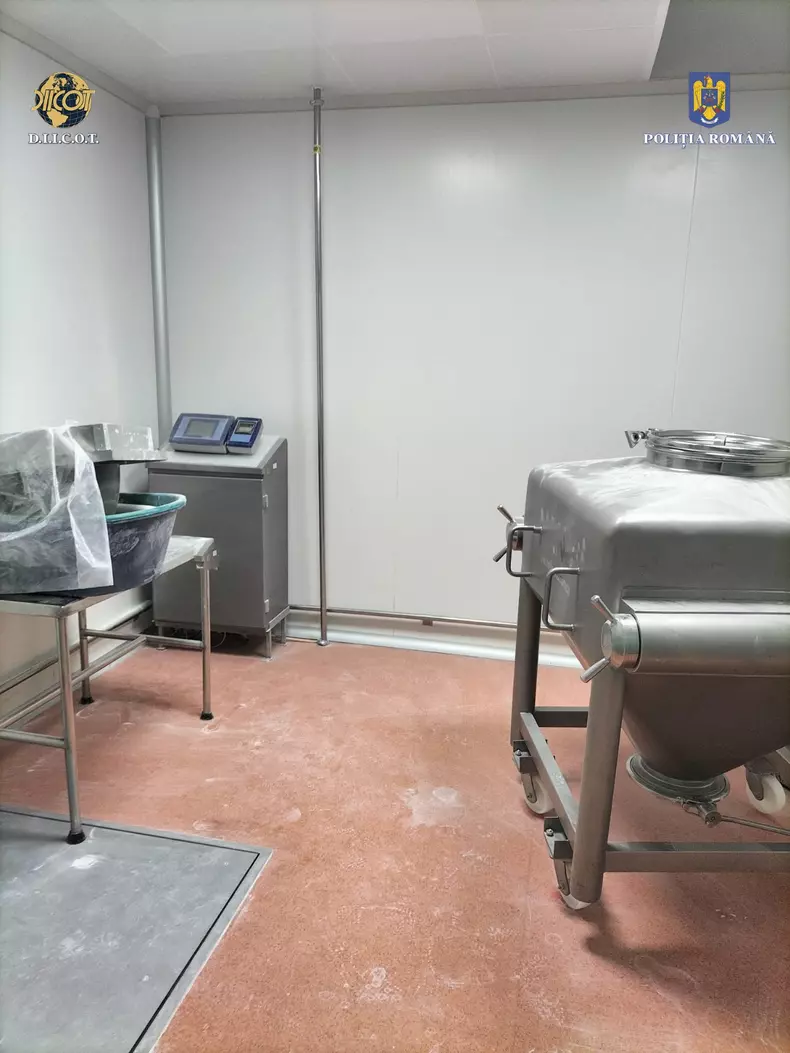 whatsapp-image-2023-03-09-at-15-56-36-13